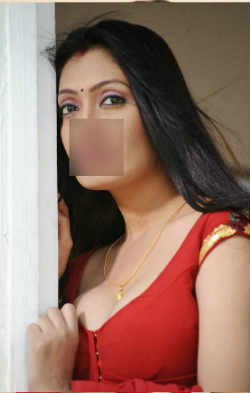 housewife escort delhi